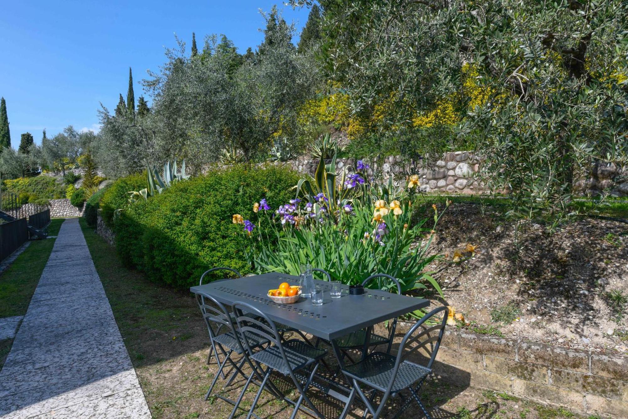 Residence Fontanelle Cavaion Veronese Εξωτερικό φωτογραφία
